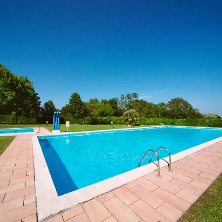 Amazing View With Two Swimming Pools Near *