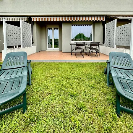 Appartement Amazing View With Two Swimming Pools Near Soiano Del Lago